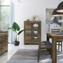 Załaduj obraz do przeglądarki galerii, Stylowa średnia witryna 2-drzwiowa - BELVEDER | Płyta meblowa