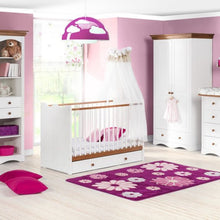 Załaduj obraz do przeglądarki galerii, Łóżeczko dziecięce - PRINCESSA