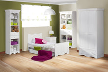 Załaduj obraz do przeglądarki galerii, EASTWOODS | Solid Wood 5 Drawer Sideboard - PRINCESSA Collection! | 2020 - EASTWOODS